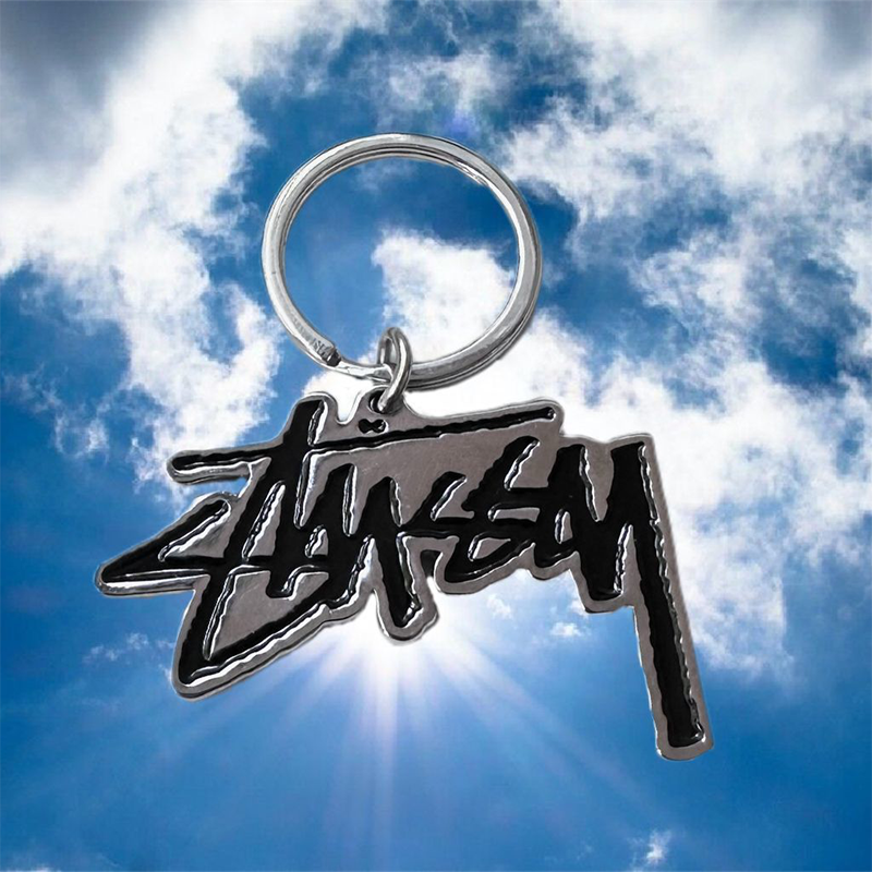 人気爆発 トレンドブランド キーホルダー