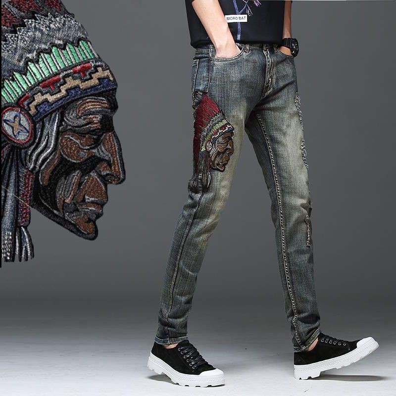 人気爆発 インディアン刺繍 スキニージーンズ