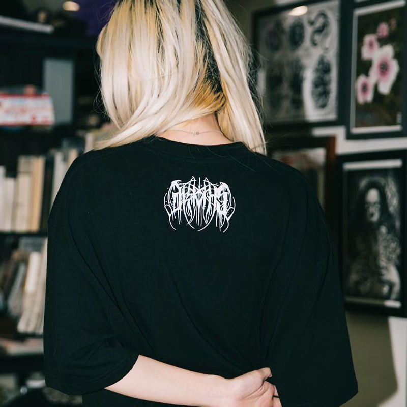 純粋な綿素材 死の修道女 超カッコイイ 半袖シャツ