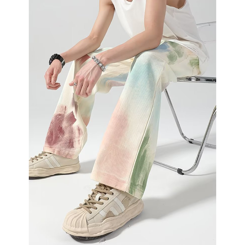 ユニークルーズフィットデザインジーンズ